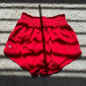 Lululemon Hotty Hots / Size 4 / 4”/ Color: Red ❤️